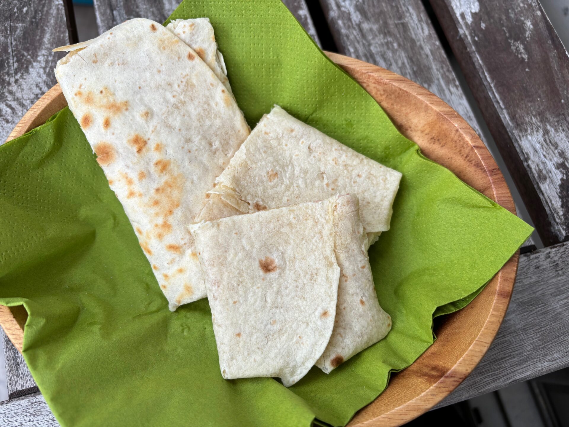 【キャンプ飯】朝食に!おつまみに！簡単に作れるブリトーレシッピ